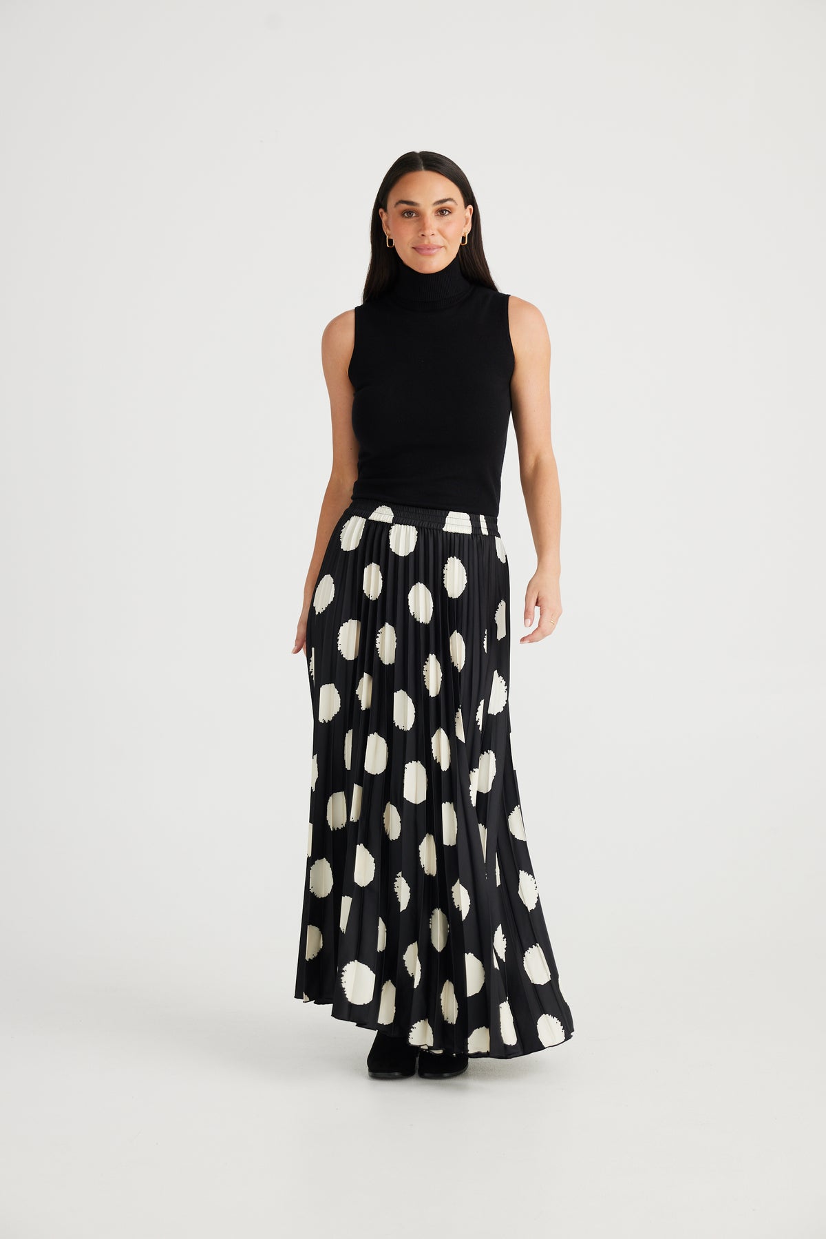 Alias Pleated Skirt Black With Ivory Spot