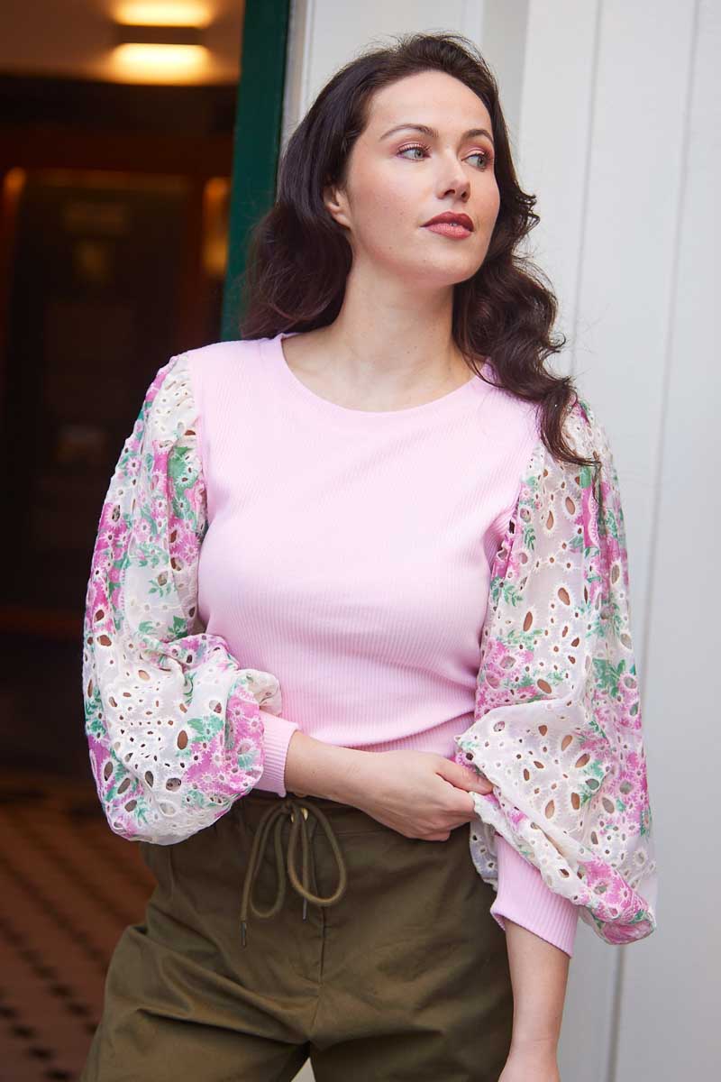 Caynenne Top Pink Floral