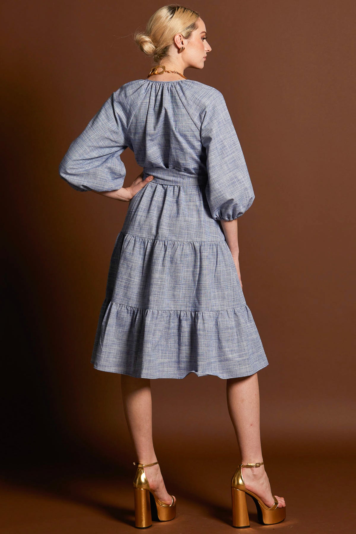 Landslide Raglan Tiered Midi Dress Blue Texture