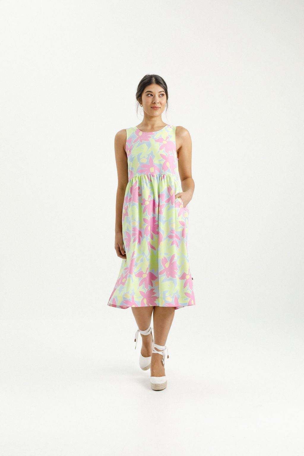 Vita Dress Lime Daisies