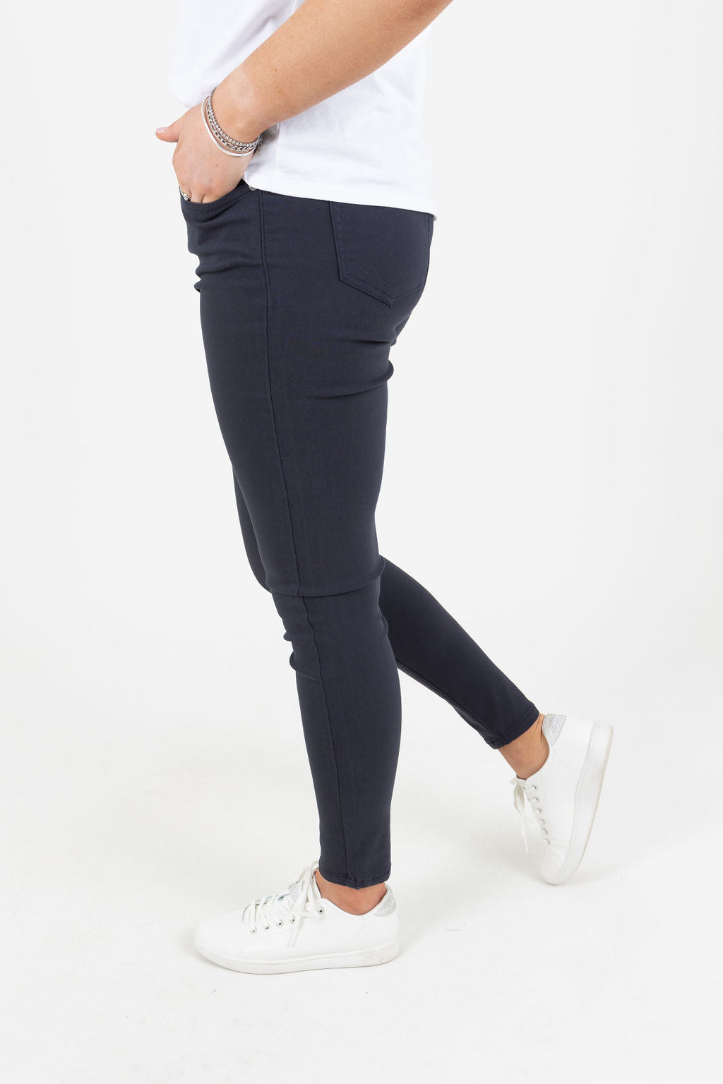 Kelly Navy Stretch Jean