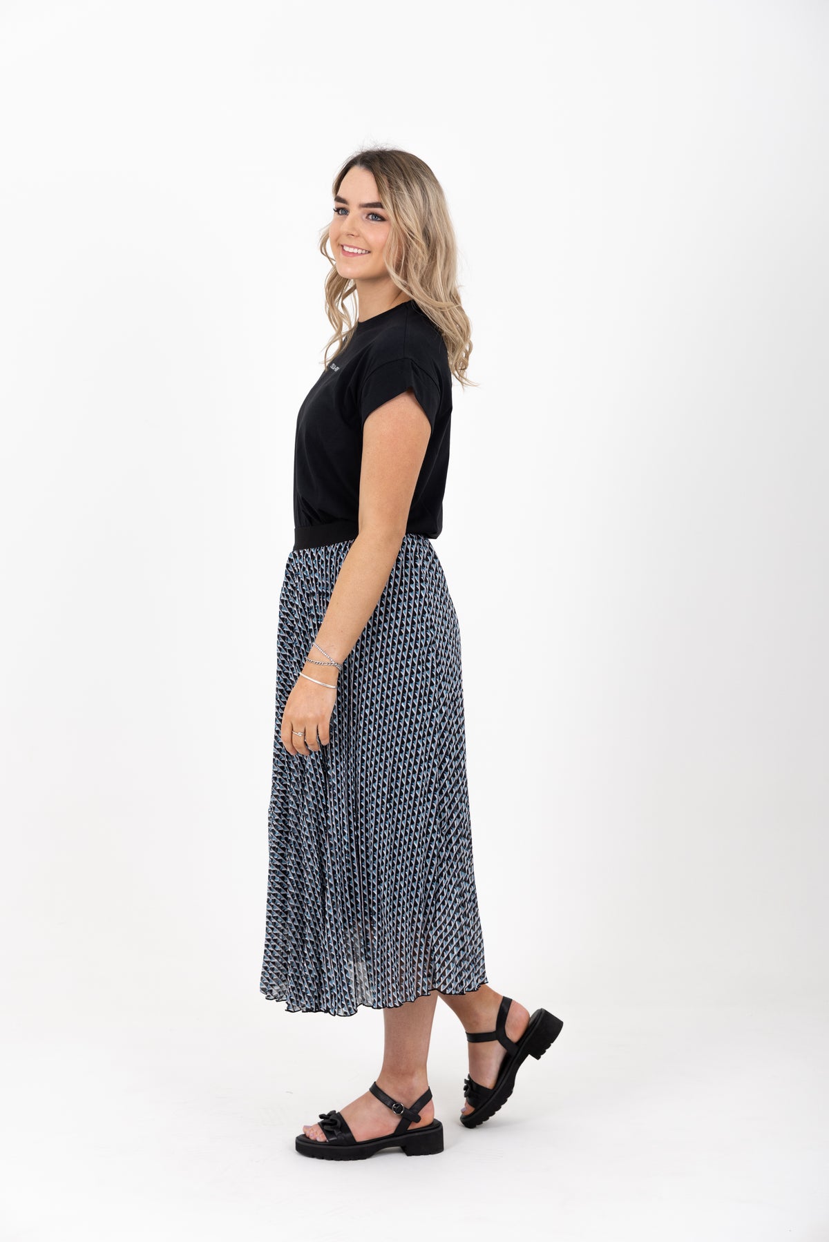 Sunray Pleated Skirt Graphic Blue