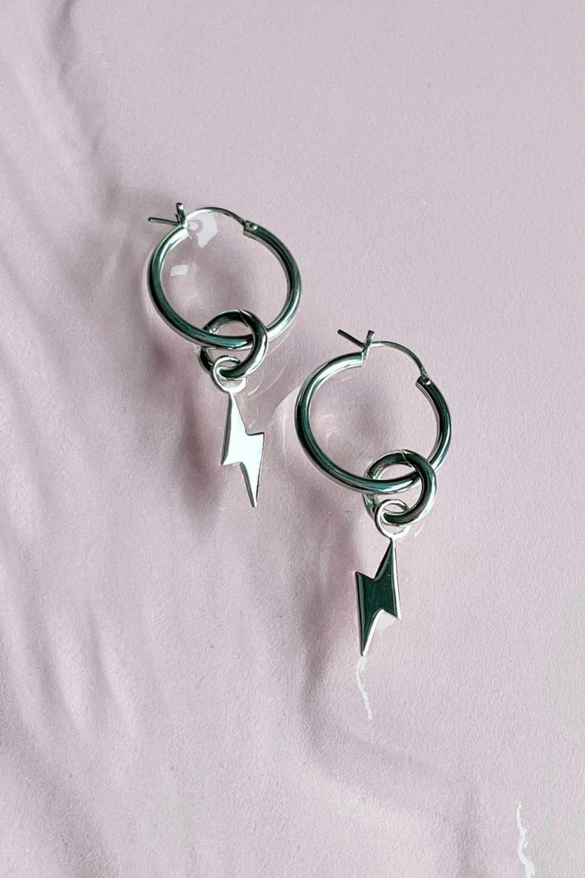 Flashy Bolt Earrings Silver