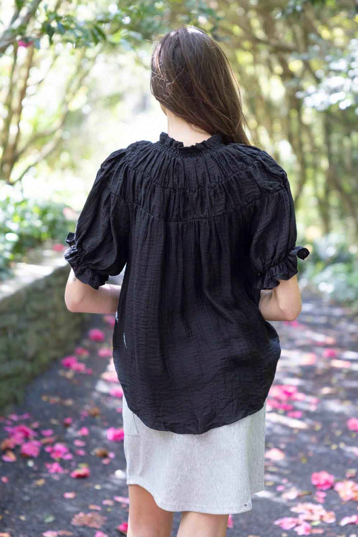 Avalon Top Black