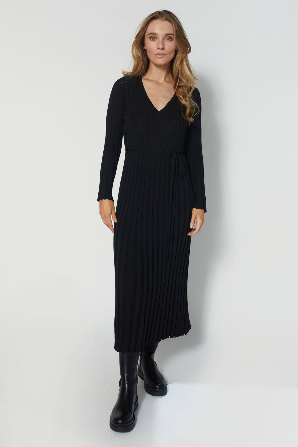 Amara Dress Black