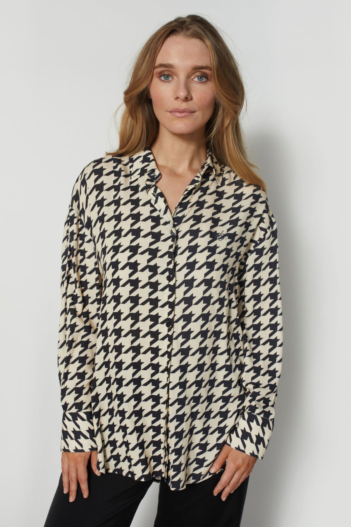 Presley Shirt Black White Houndstooth