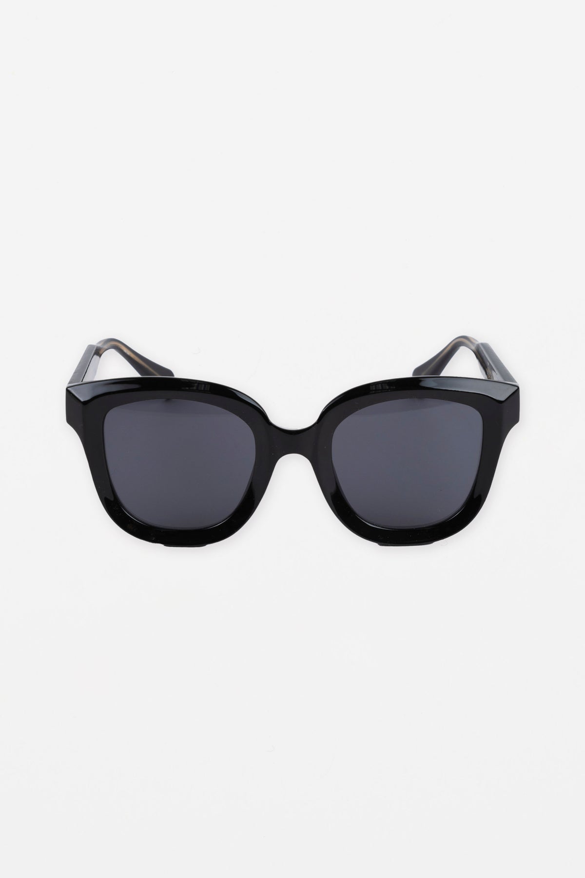 Manhatten Black Sunglasses