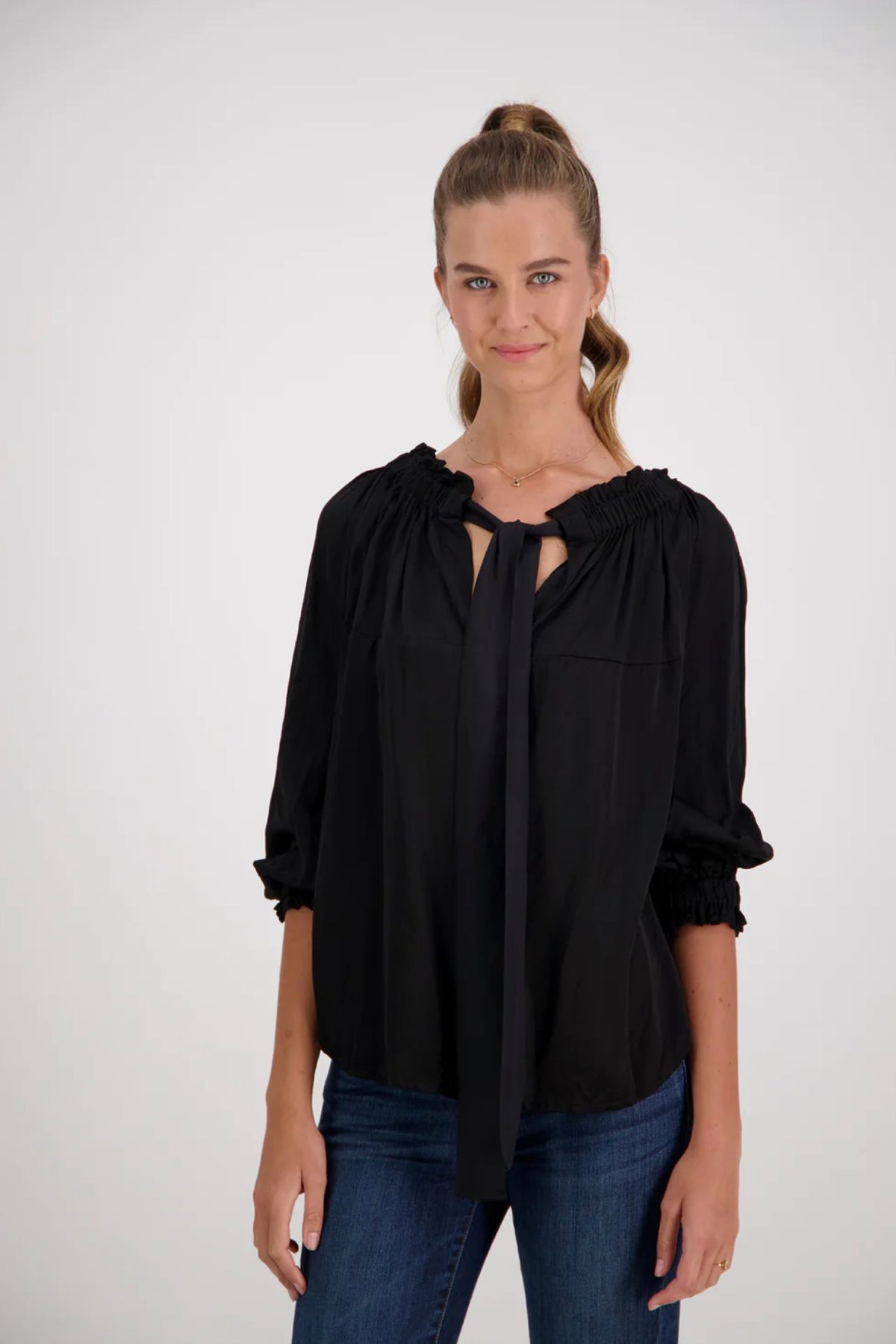 Annabelle Top Black