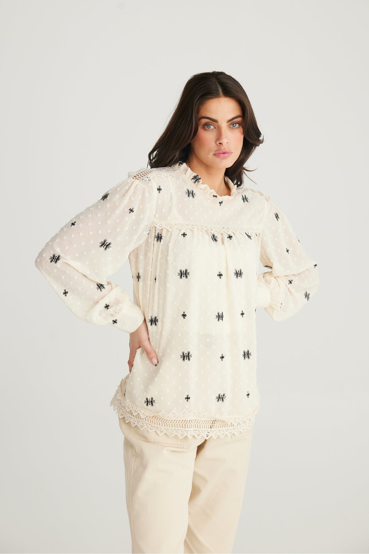 Ellidy Blouse Ecru