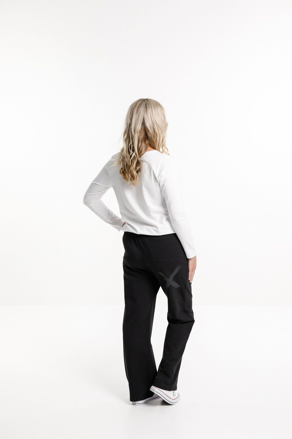 Avenue Pants Black with Matte Black X