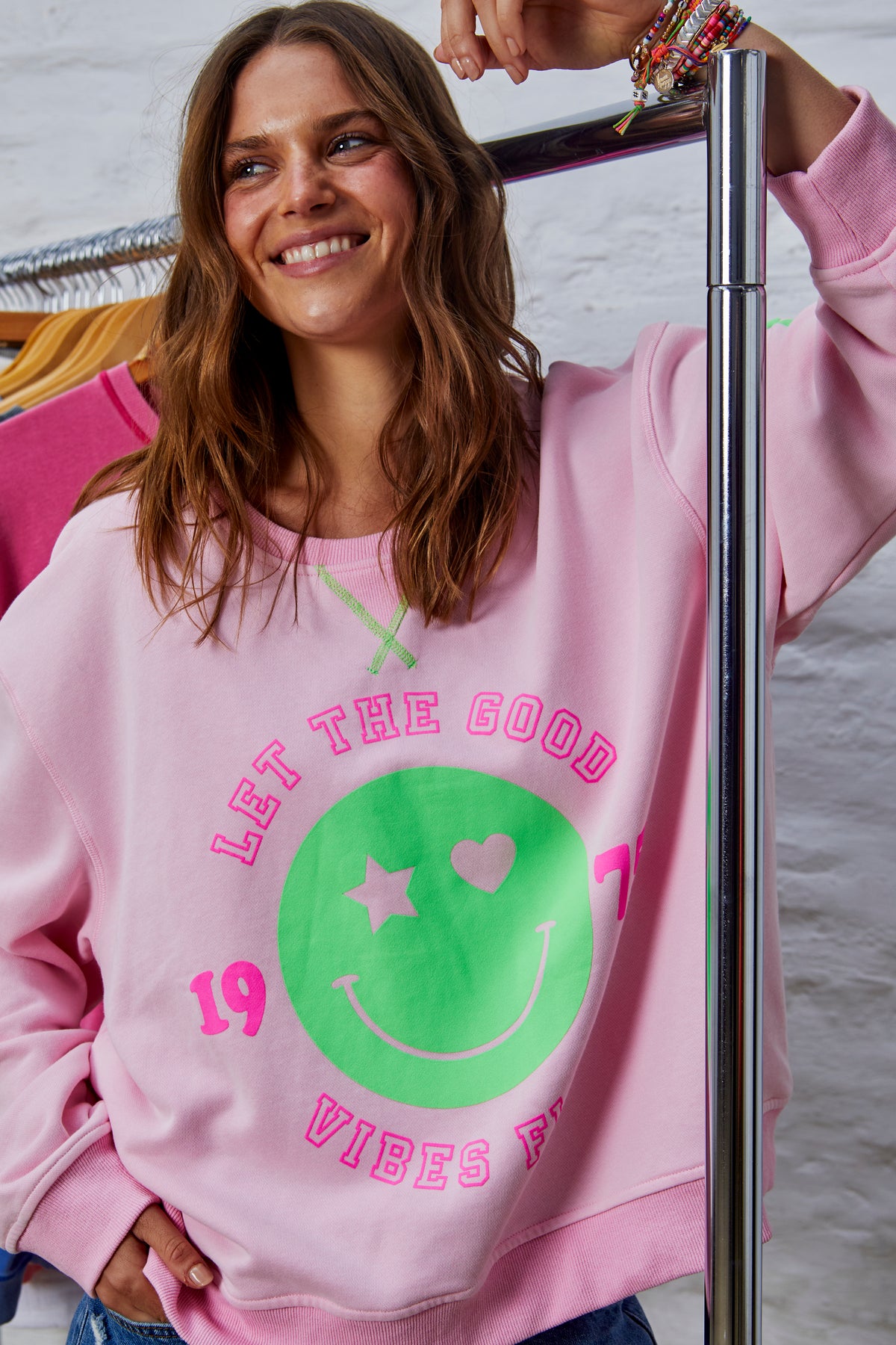 Smiley Washed Sweat Baby Pink