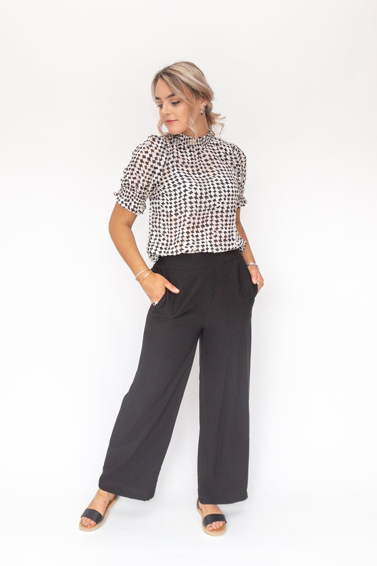 Black Essential Wide Leg Pant