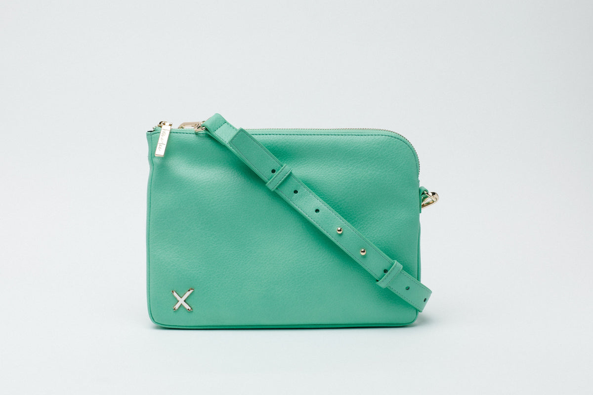 Oversized Clutch Mint