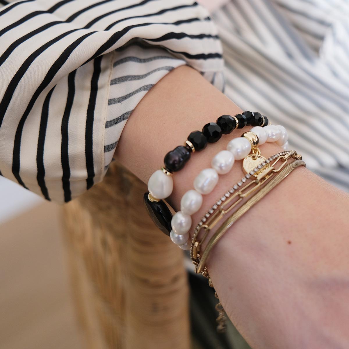 Bracelet With Fresh Water Pearls